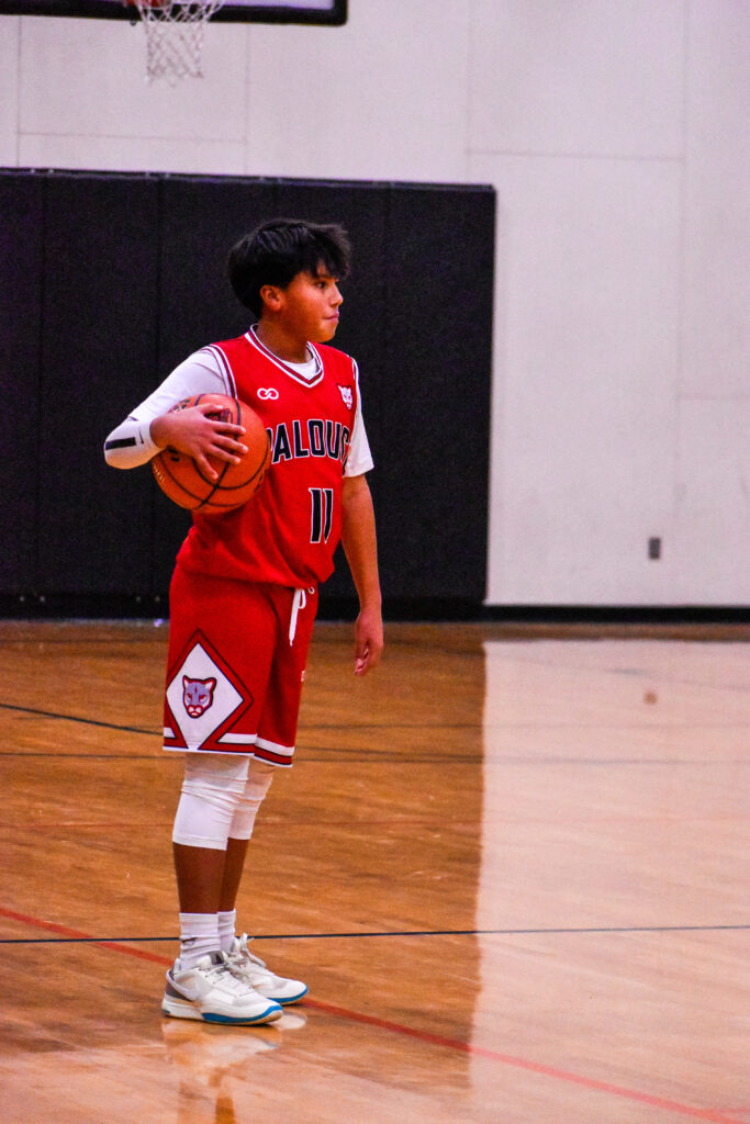 Zion Bischoff with ball in hand #11